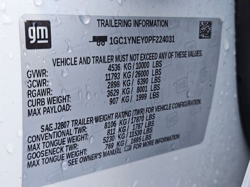 Used 2023 Chevrolet Silverado 2500 LT w/ Convenience Package image 36