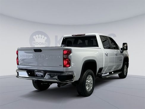 Used 2024 Chevrolet Silverado 2500 LT image 16