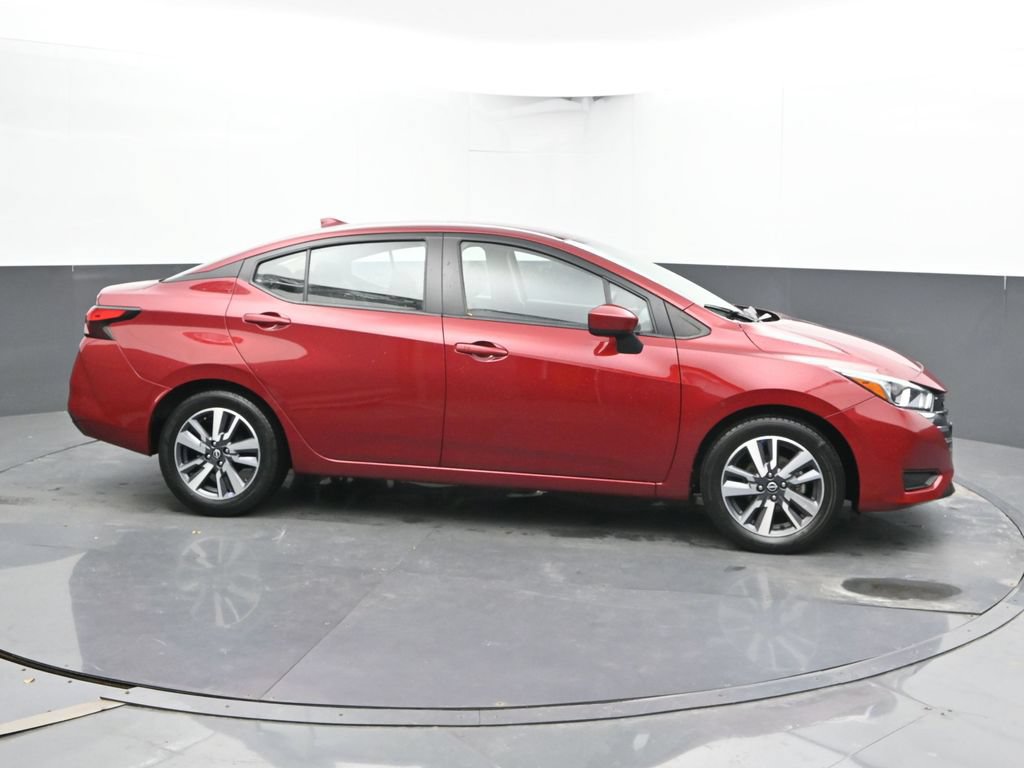 Used 2024 Nissan Versa SV FWD image 4