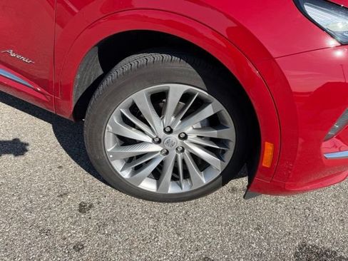 Used 2025 Buick Envision Avenir AWD/4WD image 16