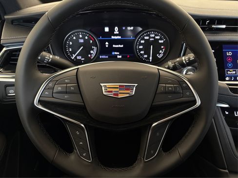 New 2026 Cadillac XT5 Premium Luxury FWD image 18