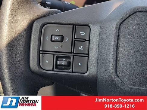 Used 2026 Toyota RAV4 XLE Premium FWD image 27