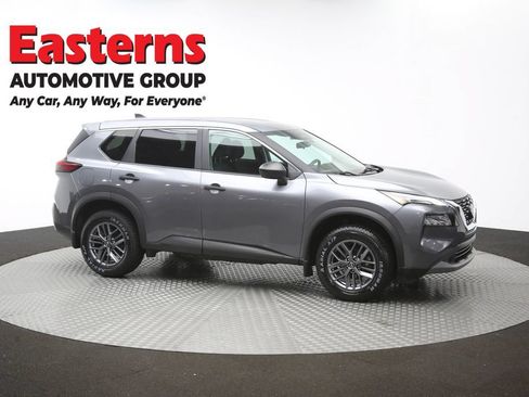 Used 2023 Nissan Rogue S AWD/4WD image 47
