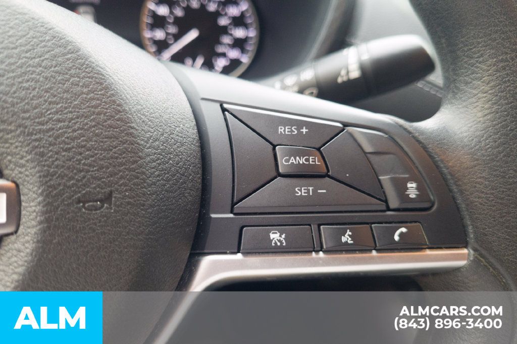 Used 2024 Nissan Sentra SV FWD image 15