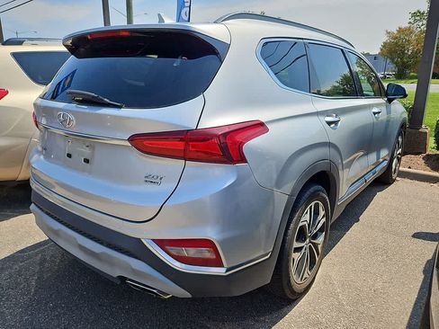 Used 2019 Hyundai Santa Fe FWD image 3