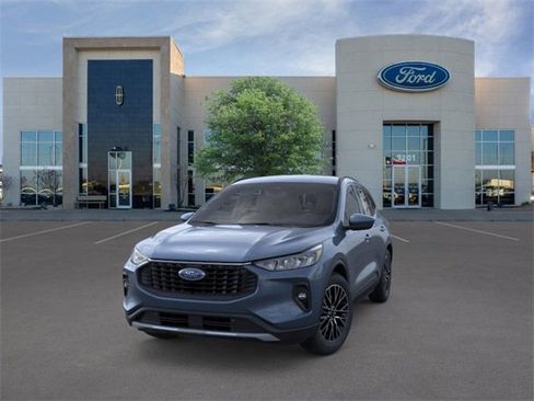 New 2026 Ford Escape SE image 2