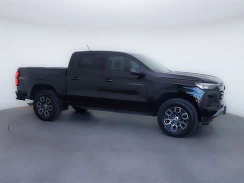 Used 2025 Chevrolet Colorado Z71 w/ Technology Package image 10