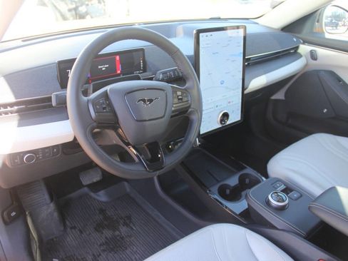 Certified 2022 Ford Mustang Mach-E Premium image 27
