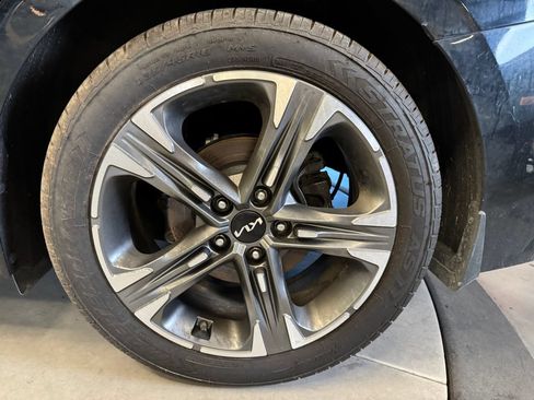 Used 2023 Kia K5 EX w/ EX Premium Package FWD image 25