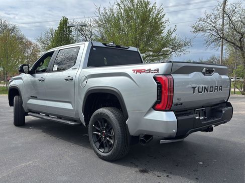 New 2026 Toyota Tundra Limited AWD/4WD image 9