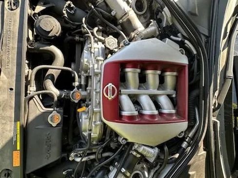 Used 2014 Nissan GT-R Black Edition image 34