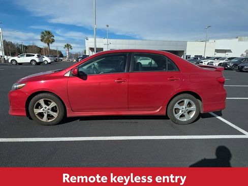 Used 2013 Toyota Corolla S image 4