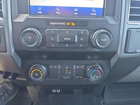 Used 2019 Ford F150 XLT AWD/4WD image 19