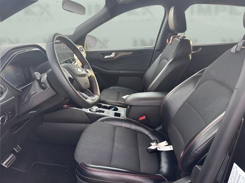Used 2023 Ford Escape ST-Line w/ Tech Pack #1 AWD/4WD image 10