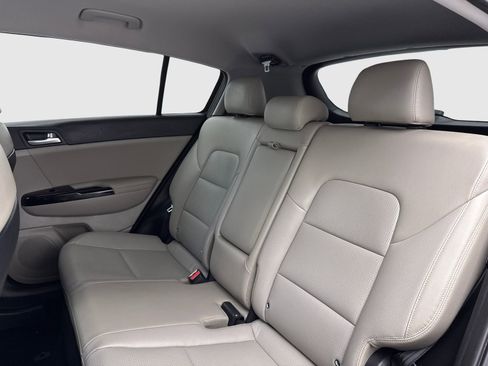 Used 2020 Kia Sportage EX image 36