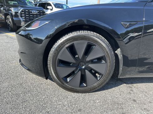 Used 2025 Tesla Model 3 Long Range AWD/4WD image 12