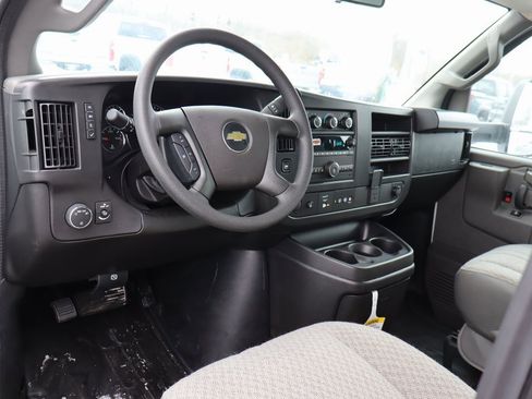 New 2025 Chevrolet Express 3500 w/ Power Convenience Package image 4