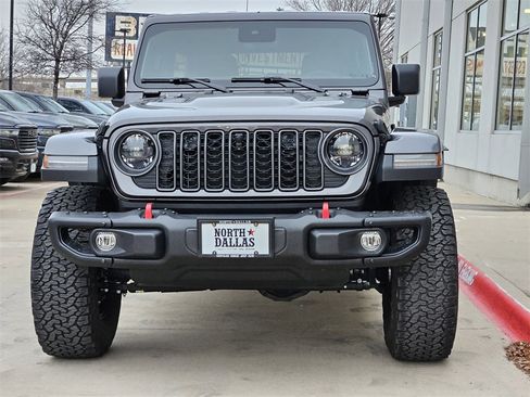 New 2025 Jeep Wrangler Unlimited Rubicon image 5