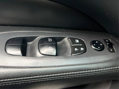 Used 2017 Nissan Pathfinder Platinum w/ Cargo Package AWD/4WD image 45
