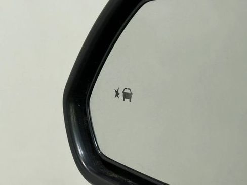 Used 2021 Chevrolet Camaro LT image 10