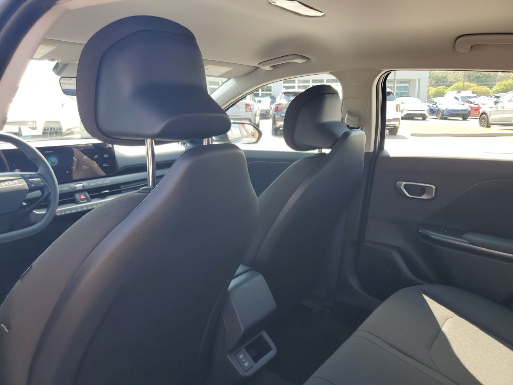 New 2026 Kia K4 FWD image 22