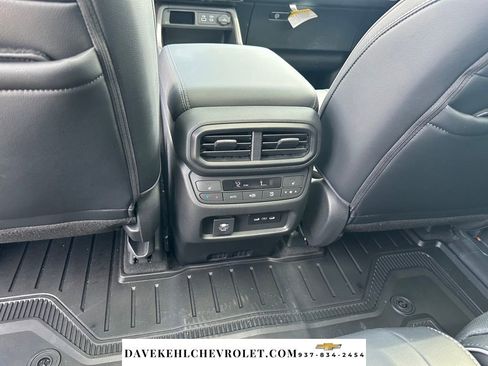 Used 2025 Honda Pilot Elite image 26