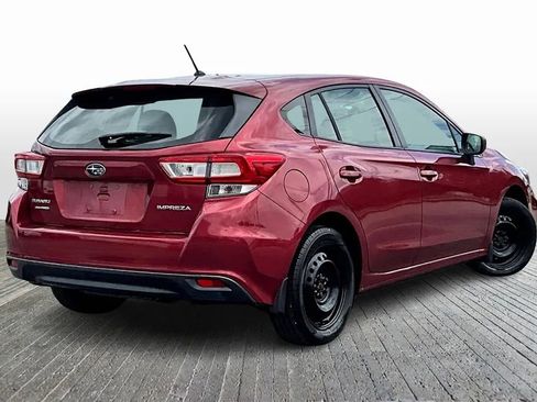 Used 2018 Subaru Impreza 2.0i image 12