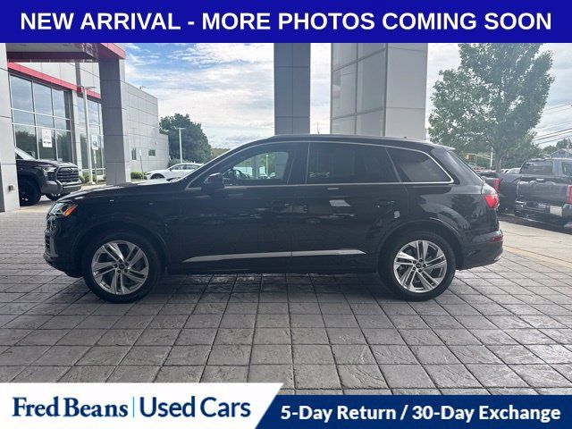 Used 2023 Audi Q7 3.0T Premium Plus AWD/4WD image 8
