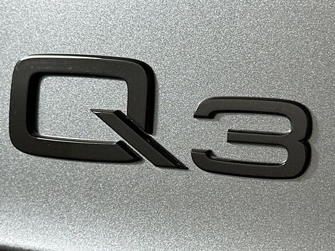 New 2025 Audi Q3 2.0T Premium Plus image 10