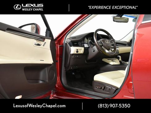 Used 2016 Lexus ES 350 image 19
