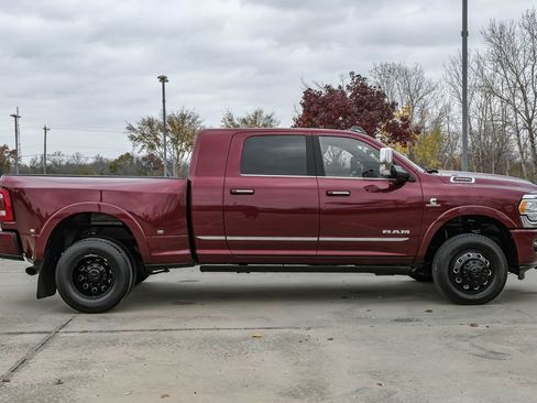 Used 2019 RAM 3500 Limited image 10