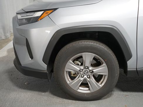 Used 2025 Toyota RAV4 LE AWD/4WD image 3