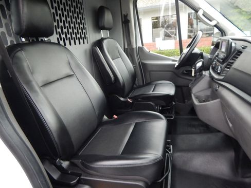 Used 2020 Ford Transit 250 Medium Roof w/ Load Area Protection Package image 21