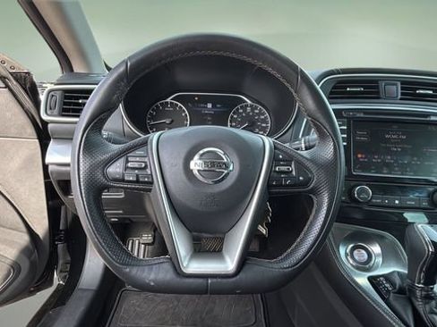 Used 2020 Nissan Maxima 3.5 SL w/ Floor Mat Group image 11