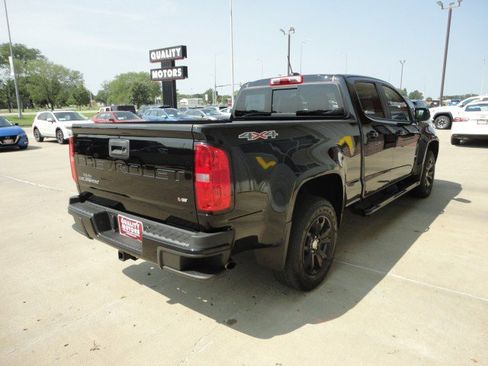 Used 2022 Chevrolet Colorado LT w/ Luxury Package image 13