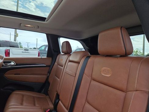 Used 2012 Jeep Grand Cherokee Overland Summit RWD image 17