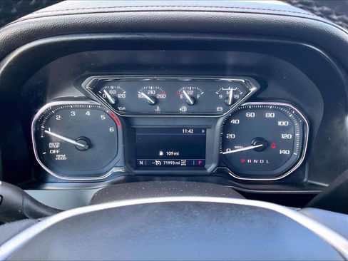 Used 2021 GMC Sierra 1500 Elevation image 25