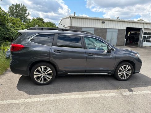 Used 2020 Subaru Ascent Limited w/ Technology Package AWD/4WD image 13