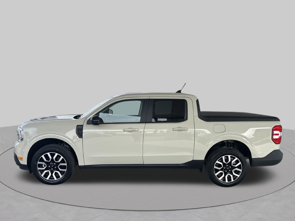 Used 2024 Ford Maverick Lariat FWD image 4
