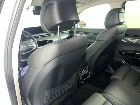 Used 2025 Genesis GV70 2.5T image 25