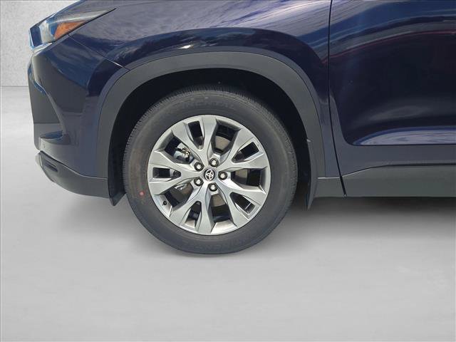 New 2026 Toyota Grand Highlander FWD image 10