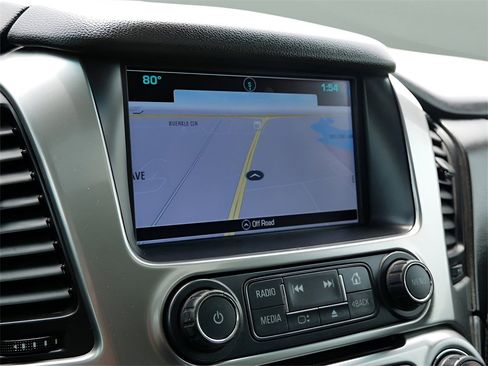 Used 2019 Chevrolet Suburban Premier w/ Max Trailering Package image 17