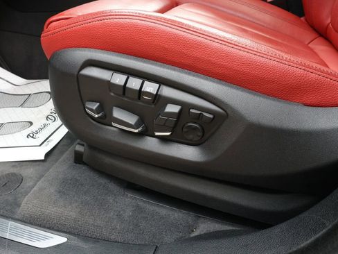 Used 2019 BMW X6 xDrive35i w/ M Sport Package image 12