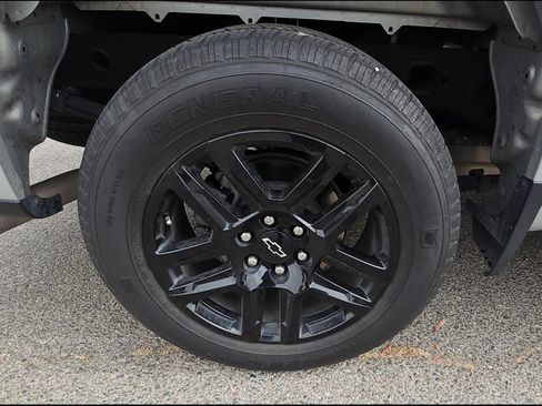 Used 2021 Chevrolet Silverado 1500 Custom w/ Rally Edition RWD image 24