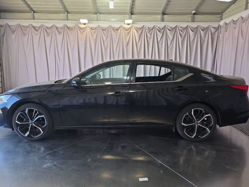 Used 2024 Nissan Altima 2.5 SR FWD image 6