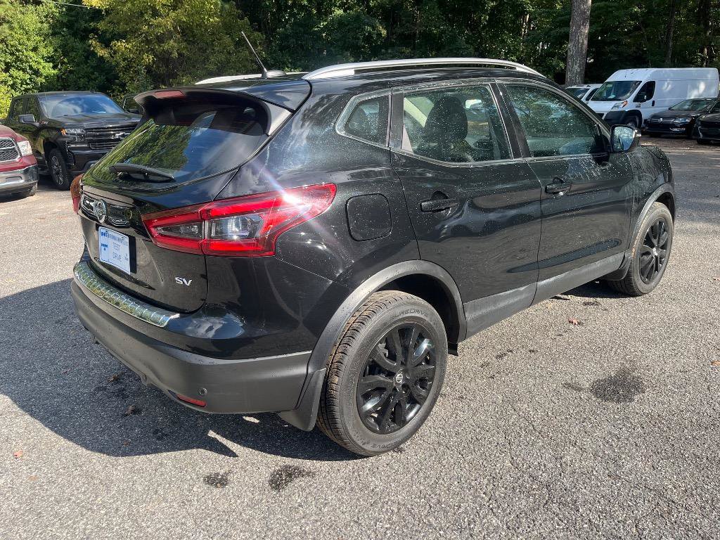 Used 2021 Nissan Rogue Sport SV FWD image 5