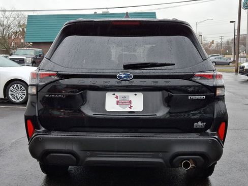 Used 2025 Subaru Forester Touring image 5