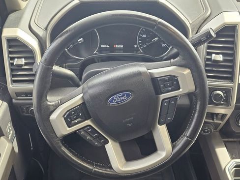 Used 2020 Ford F250 Lariat w/ Lariat Ultimate Package AWD/4WD image 20