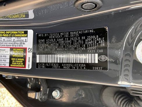 Used 2025 Toyota Camry XSE image 32