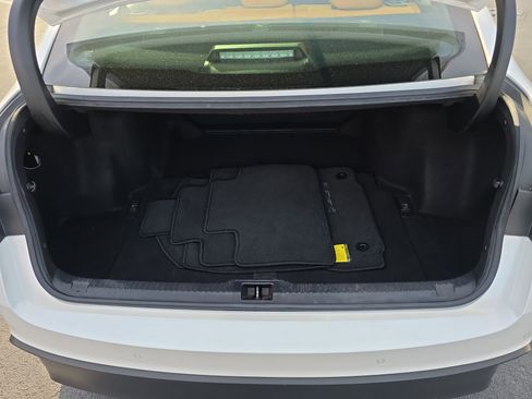 Used 2021 Lexus IS 300 w/ Comfort Package image 7